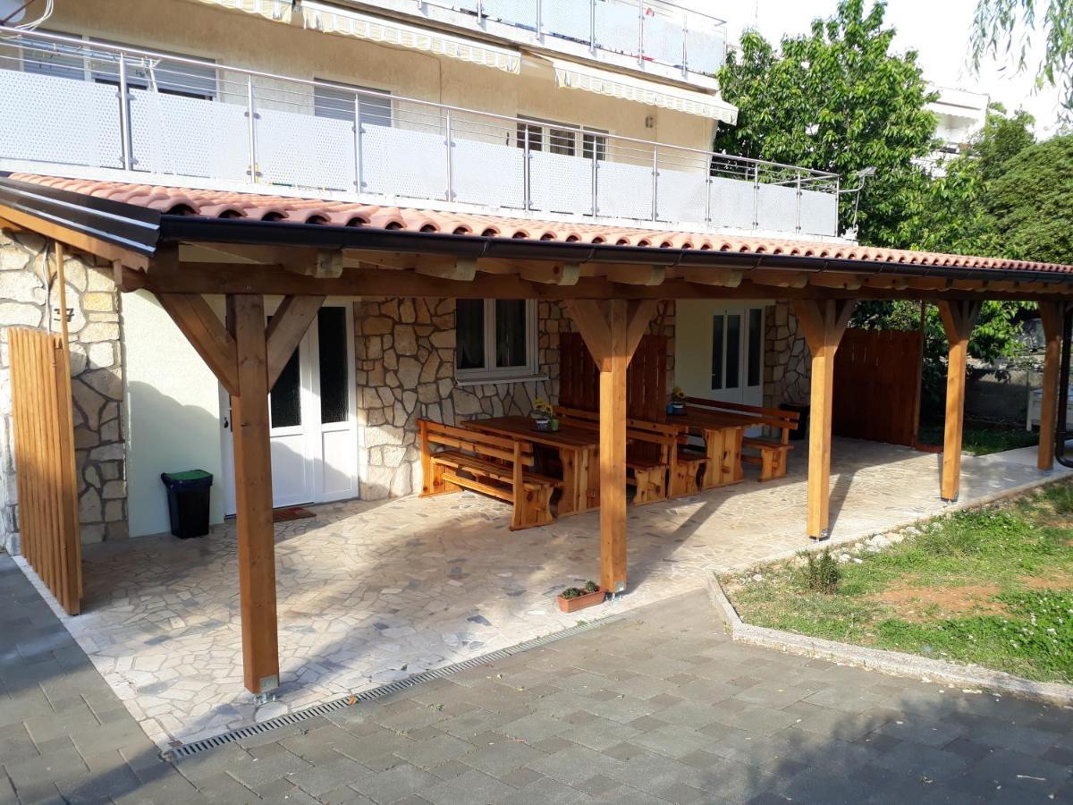Apartments Roko Kostrena Exterior photo