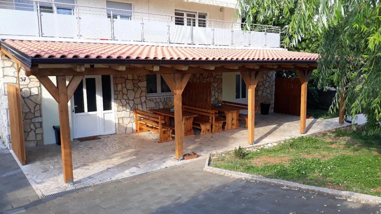 Apartments Roko Kostrena Exterior photo